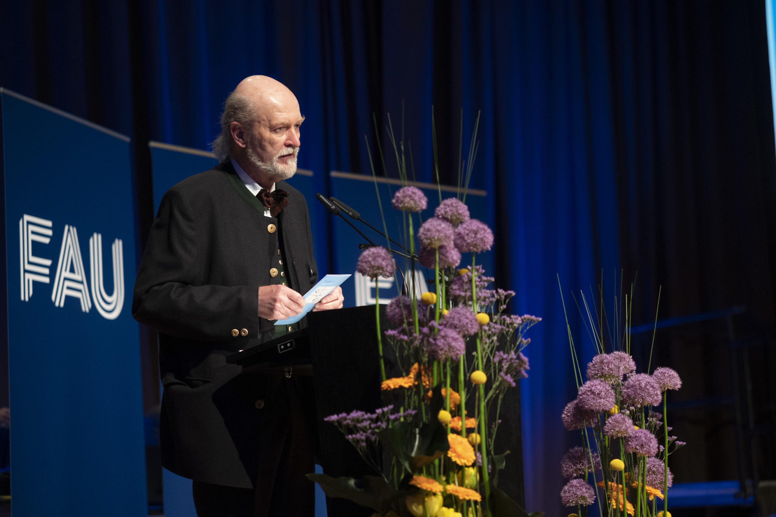 Staatsexamensfeier am 23. April 2022 - Prof. Neuhuber, Vorsitzender Alumni-Verein